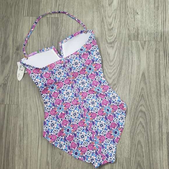 Women's Swimsuit Slimming Rutched One Piece Halter Soft Molded Cups Bulit In Bra - Picture 5 of 7